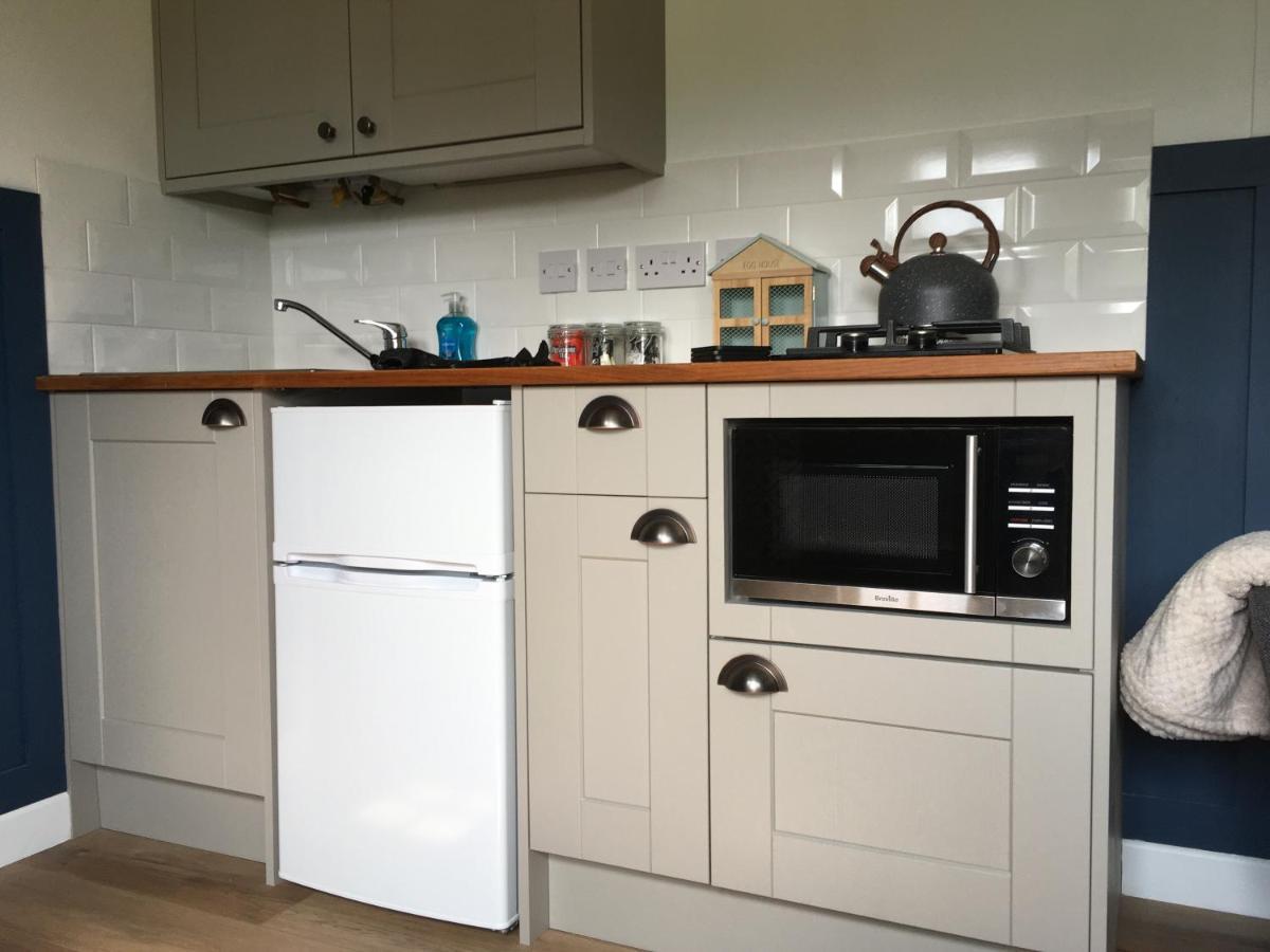 Rosemary Shepherds Hut, Clay Bank Huts Ingleby Greenhow ภายนอก รูปภาพ
