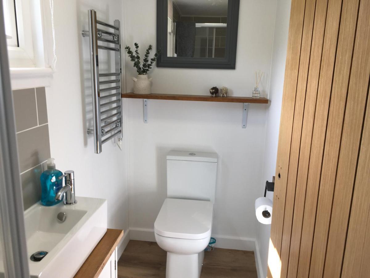 Rosemary Shepherds Hut, Clay Bank Huts Ingleby Greenhow ภายนอก รูปภาพ